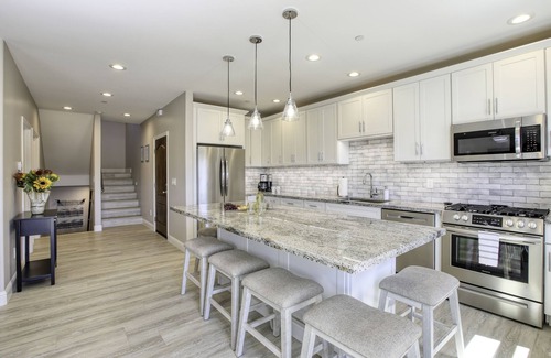 Avila Beach House | Casa Alina: 4 bedroom home steps from beach and golf course