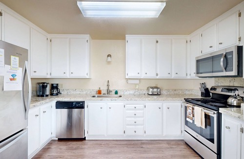 Cayucos House | Charming, two-story home with deck, grill, and ocean views