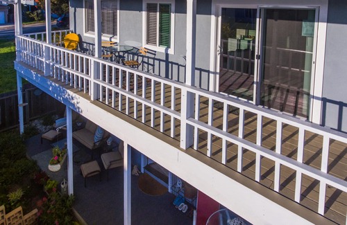 Morro Bay House | Cozy 2 bedroom house, ocean views, in quiet neighborhood, short drive to beach.