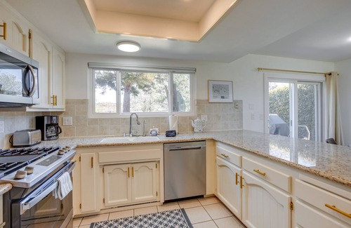 Pismo Beach House | Lakefront Grover Beach Home ~ Walk to Ocean!