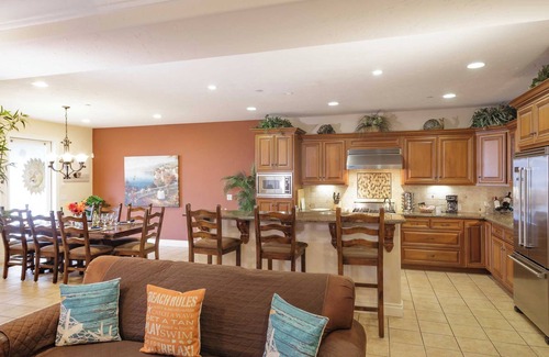 Downtown Condo | Luxurious Valentina Suites Penthouse in Pismo Beach