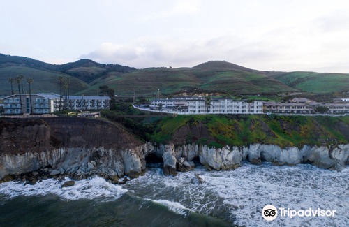 Motel District Hotel | Pismo Lighthouse Suites