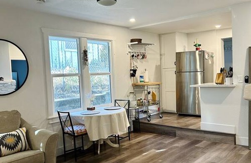 Atascadero Resort | Private room ∙ 2 guests