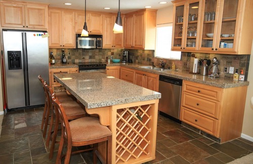 Morro Bay House | Spacious, Beautiful New Townhome Close to Downtown Morro Bay!