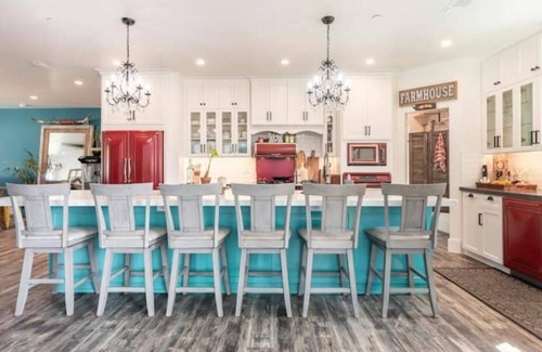 Paso Robles Other | The Roblar Inn ~Wine Country~Hot Tub~Accessible