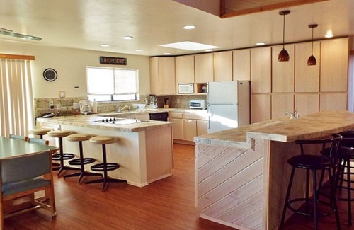Oak Shores House | Truly Outdoor Living at Lake Nacimiento