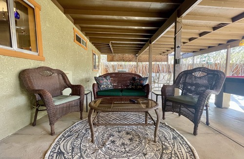 Indian Cove House | ƒamily ƒun båsecamp ヅ Pool Table Games Firepit Yard Games Gardens