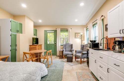 Corvallis Apartment | < 1/2 Mi to OSU: Studio in Corvallis Near Parks