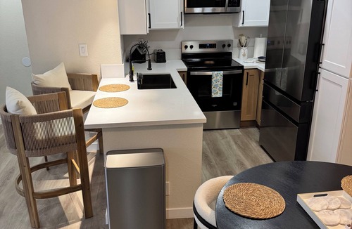 Las Vegas Condo | 1 bed 1 bath Condo 30+ Stays Ideal for traveling Professionals