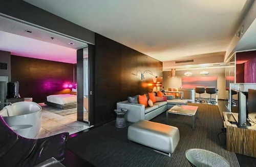 Las Vegas Hotel | 1 Bedroom Balcony Collection Living Room & Jet Tub Bath - StripSuite Palms Place Hotel, Resort & Casino - NO RESORT FEE