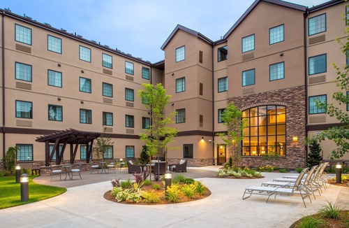 Hillsboro Apartment | 1 Bedroom King Suite w/Full Kitchen + Breakfast