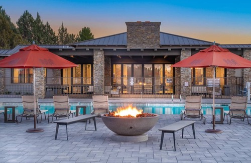 Camp Verde Cabin | 1 Bedroom w/Loft Cabin Sleeps 6, Top Notch Amenities, 30 min. to Sedona no Pet