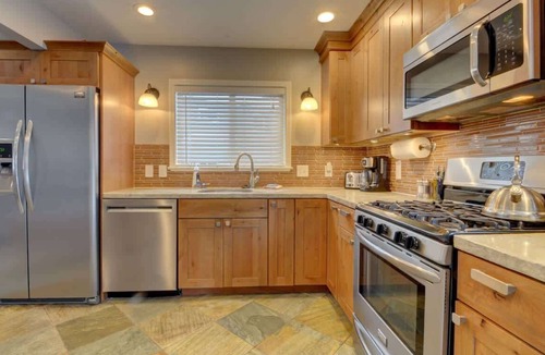 Tahoe Island House | 1 Family Paradise, Den, Playground, Space
