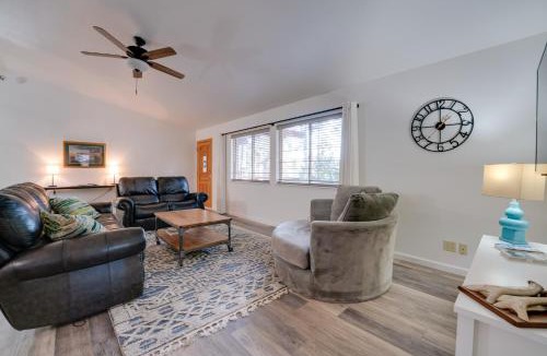 Peninsula Village House | 1 Mi to Lake Almanor! Northern Sierra Family Cabin