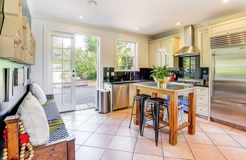 North and East House | 1 Mi to Train: Bay Area Home w/Skyline Views!