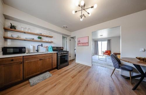 Chesterfield Place Apartment | #1 Renovated Midtown Gem Quiet Budget Friendly