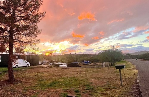 Cordes Lakes House | #1 Voted Retreat; Arcosanti 2 Miles, Sedona 44 Miles