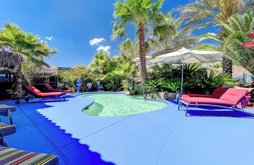 Winchester House | 10 Bedroom Botanical Oasis - Entertainment Paradise - Perfect for Group Getaways