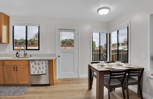North Central House | 10 min from SFO Airport, Downtown San Mateo, and Hillsdale Mall with WIFI
