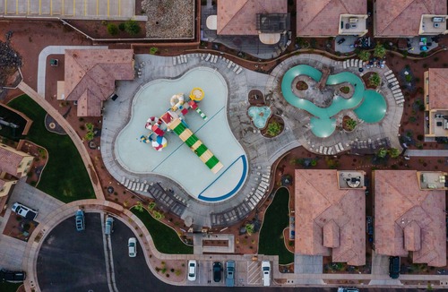 Santa Clara House | 103/104 Retreat | Resort View, Private Hot Tub, Short Walking distance to Resort