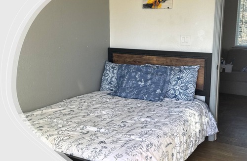 Brownsville Hotel | 11 - 1 king, 1 full, 1 queen, 2br, 1ba suite