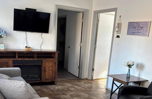 Brownsville Hotel | 11 - 1 king, 1 full, 1 queen, 2br, 1ba suite