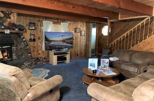 Big Bear City House | 110 m² House ∙ 2 bedrooms ∙ 6 guests