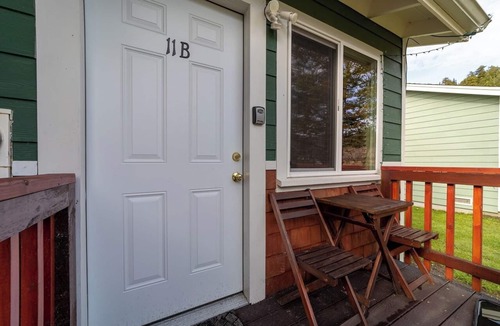 Orick Apartment | 11B Roosevelt Elk Single Room at the Meadow Site