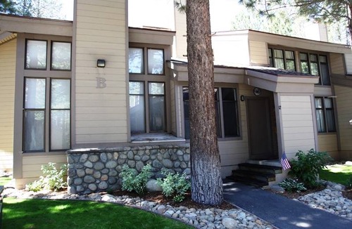 Mammoth Lakes Condo | 121 m² Condo ∙ 2 bedrooms ∙ 8 guests