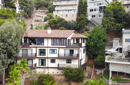 Avalon House | 130MT: 4BD Spectacular Views Ocean/Harbor, Golf Cart, Fireplace, Deck
