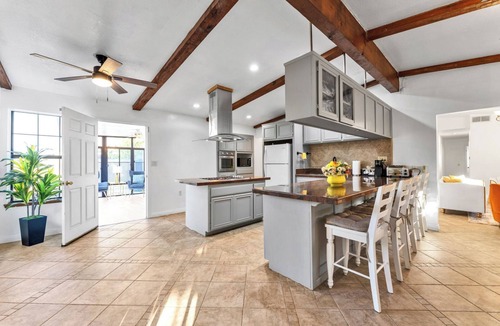 Rowland Heights House | 14 Travelers to Disneyland and enjoy the beautiful new remodeled house