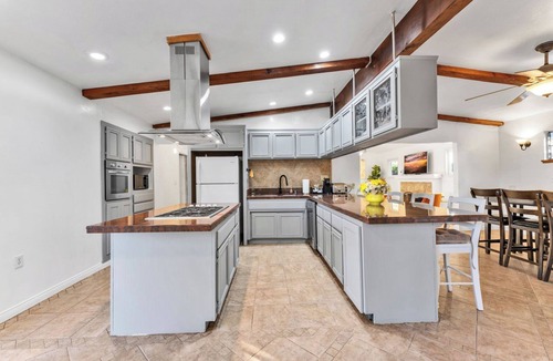 Rowland Heights House | 14 Travelers to Disneyland and enjoy the beautiful new remodeled house