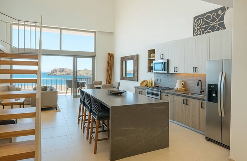 Loreto Condo | 1607 3BR/3.5BA Oceanfront PH Loreto @ Danzante Bay