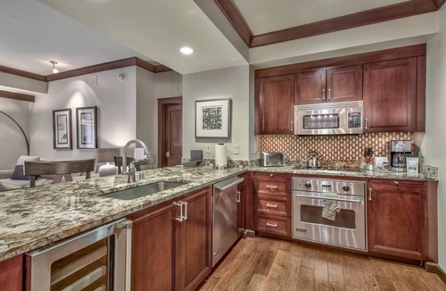 Truckee Condo | 177 m² Condo ∙ 3 bedrooms ∙ 6 guests