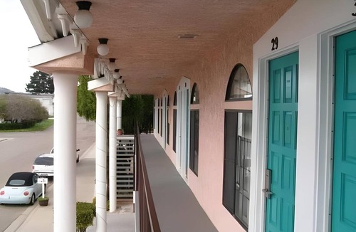 Grover Beach Hotel | 18 m² Motel ∙ 5 guests