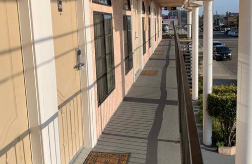 Grover Beach Hotel | 18 m² Motel ∙ 5 guests
