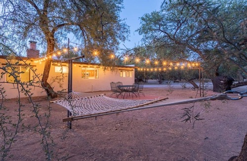 Tanque Verde House | 1945 Ranch House / Tanque Verde / 2 BR 1 BA