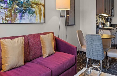 Lower Nob Hill Condo | 1br Deluxe City Retreat | Golden Gate Adventures