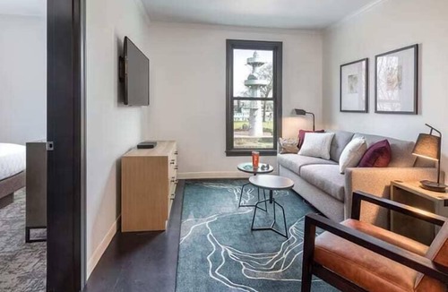 Old Town Chinatown Condo | 1br Deluxe Condo in Golf, Bikes, Hiking!
