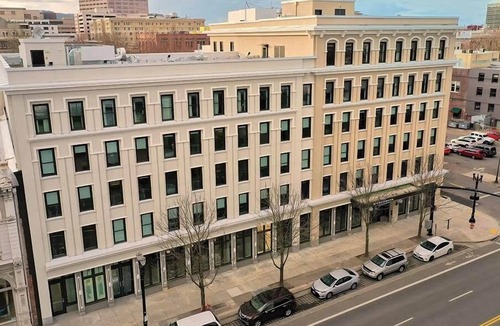 Old Town Chinatown Condo | 1br Deluxe Condo in Golf, Bikes, Hiking!