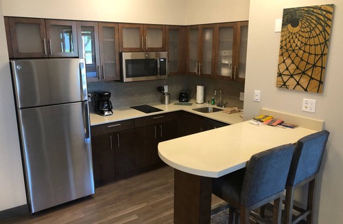 Irvine Business Complex Apartment | 1BR King Suite w/City Views | Pool & Breakfast
