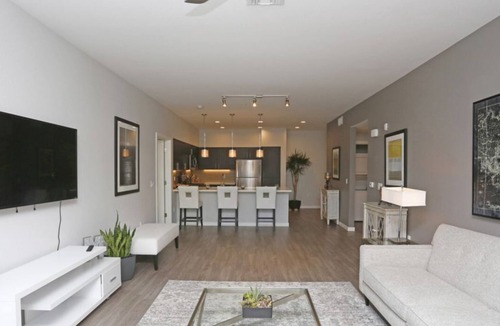 Menlo Park Condo | 1BR Lux. Apartments Near Facebook Headquarters
