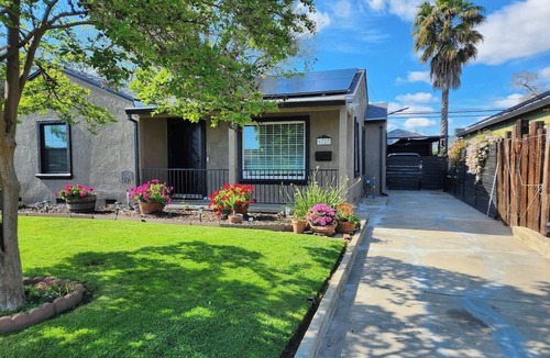Stockton House | 2/1 Cozy Home in the Heart of the City