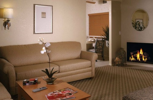 Araby Commons Condo | 2 BDRM Desert Isles of Palm Springs Resort~ NEAR MT SAN JACINTO~ GREAT TRAILS