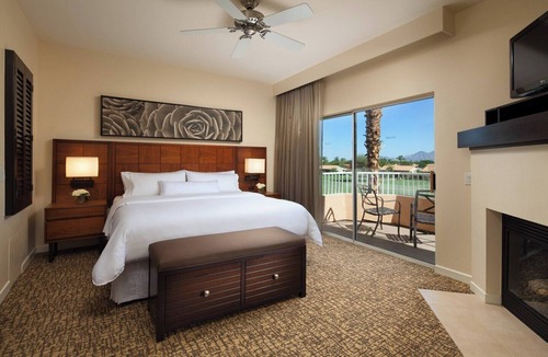 Rancho Mirage Apartment | 2-bed 1440 sq ft villa Sleeps 8, Concerts/Major Events, Heavenly Beds, balconies