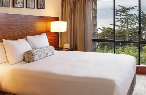 Charter Oak Villa | 2 Beddroom Villia 4 Nignts at Highland Inn for Pebble Beach Concours d'Elegance
