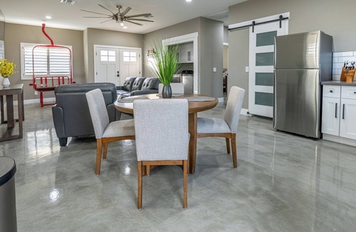 Buckeye House | 2-bedroom Home-casita , private backyard with grill, putting green,cornhole