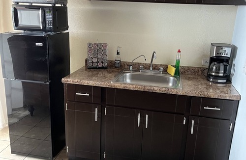 Ensenada Cottage | 2 Bedroom Suite in beautiful Ensenada with a jacuzzi in the room. Ocean view!