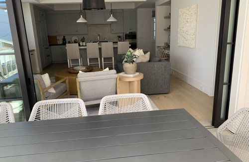 Corona del Mar Condo | 2 bedroom unit in CDM-oceanside of PCH, rooftop deck, walk to beach-built 2021