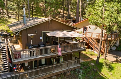 Twain Harte House | 2 cabins-22 guests-2 hot tubs-Lake Access-Glamping